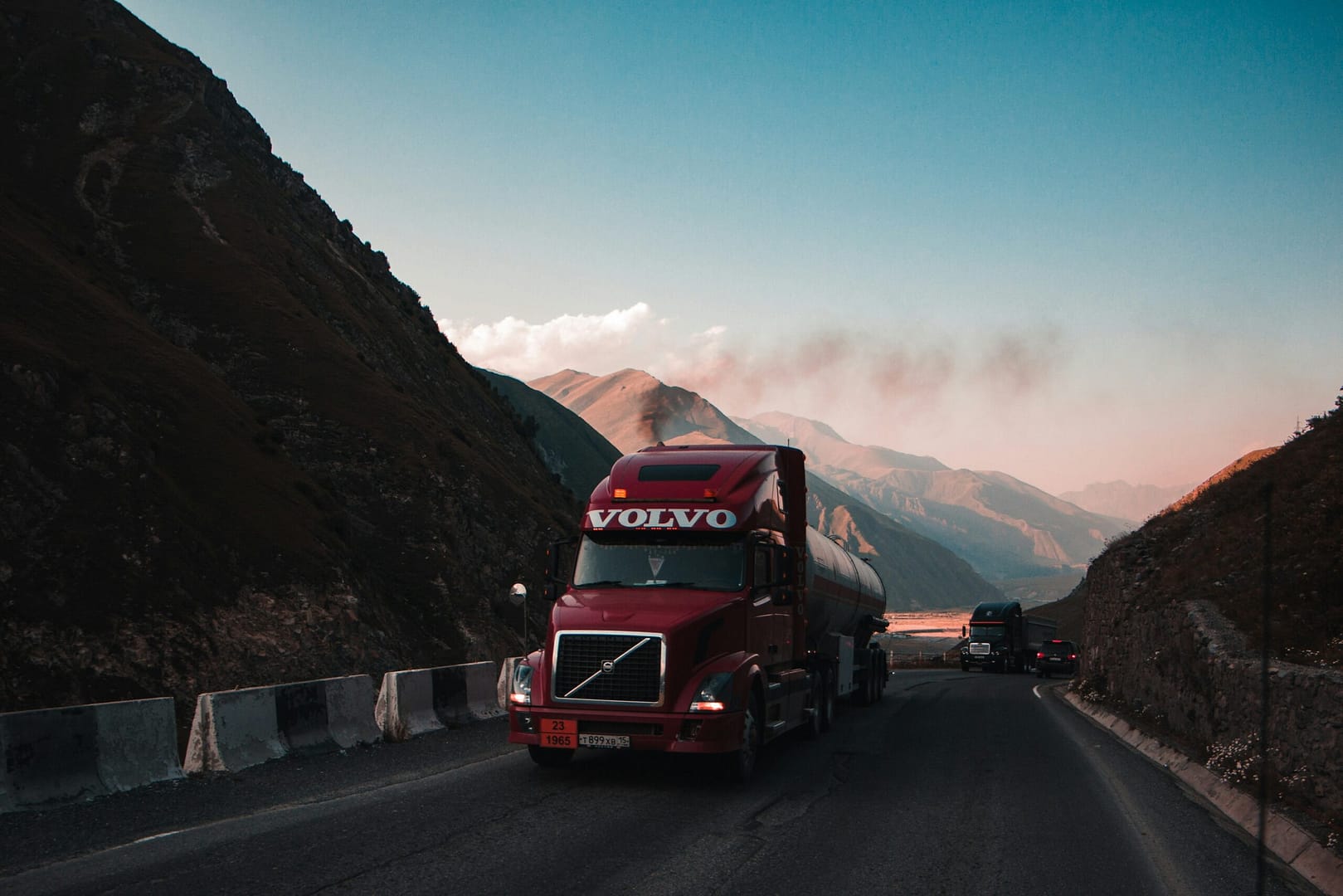 bobtail truck